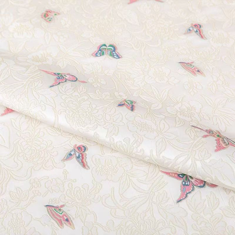Butterfly Jacquard Brocade Fab - Is Sewing A Textile Craft recension och pris