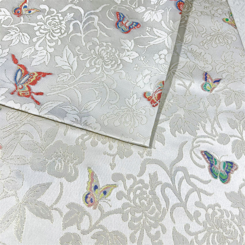 Butterfly Jacquard Brocade Fab - Is Sewing A Textile Craft recension och pris